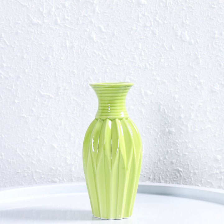 Modern gerippten Keramik Blumenvasen Karnz