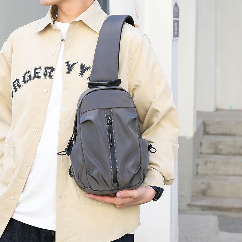 Kompakte Sling-Rucksack Karnz