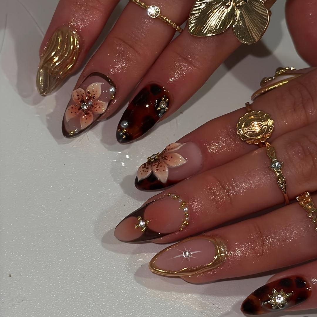 Künstlerisches Blumendesign Druck-Nagelset Karnz