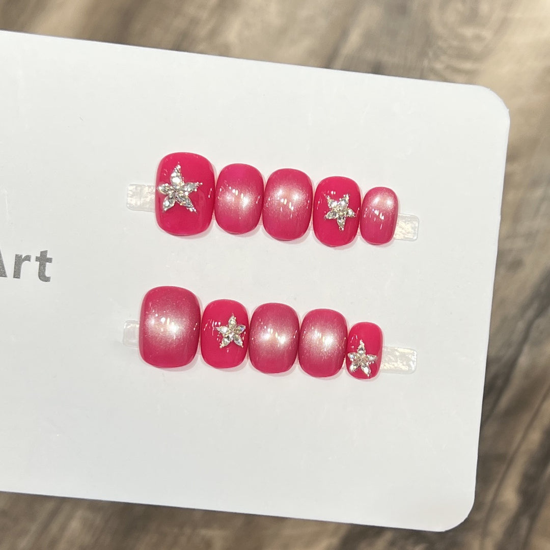 Glamorous Star-Accent Nail Tips Karnz