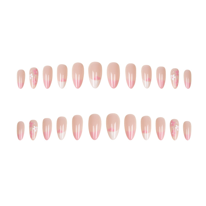 Künstlerische florale Nagelspitzen