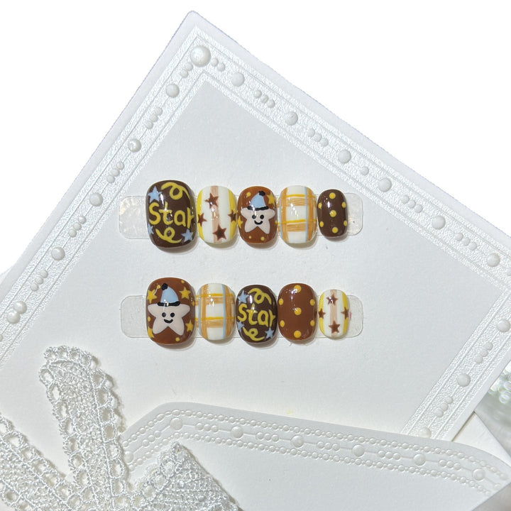 Verspieltes, von Cartoons inspiriertes Press-On Nail Set Karnz