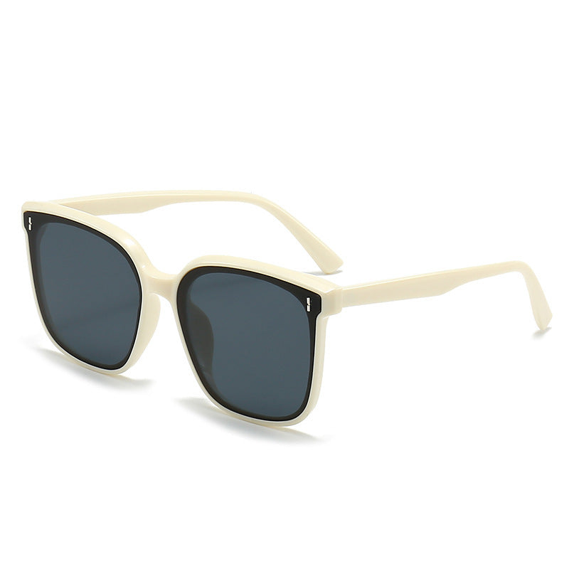 Damen Modische Sonnenbrille mit schützendem UV-Filter und elegantem Design Karnz