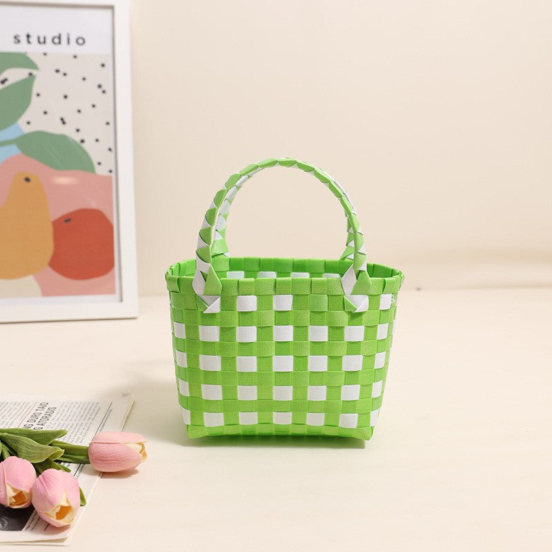 Damen Handtasche aus geflochtenem Kunststoff mit fröhlichem Muster Karnz
