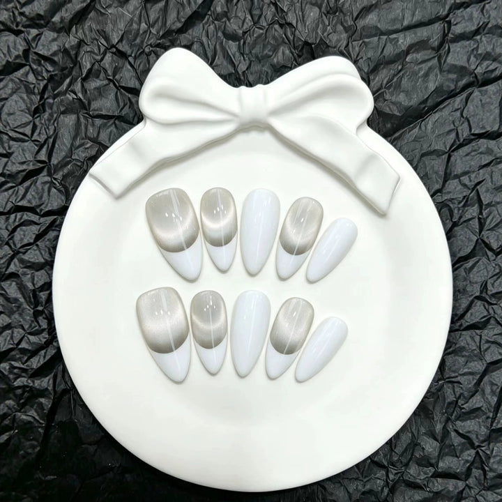 Elegantes Press-On-Nagelkunstset mit stylischem Ombré-Design