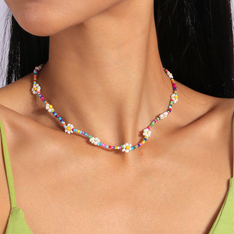 Buntes floral Perlenhalsband Karnz
