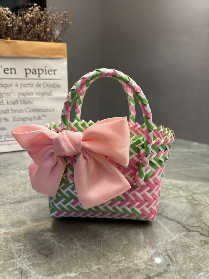 Verspielte und Handgefertigte Mini-Tasche Karnz