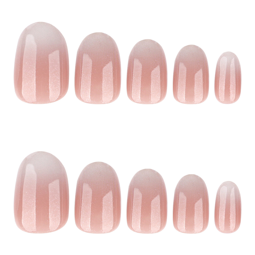 Luxuriöse Nagelverlängerungen mit elegantem Glitzer-Ombre Karnz