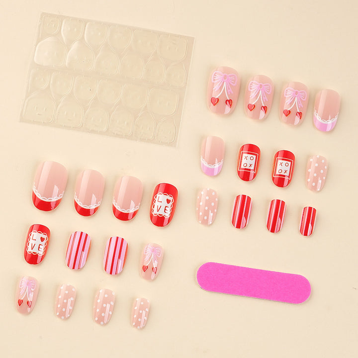 Festliches Nagelkunstdesign Karnz