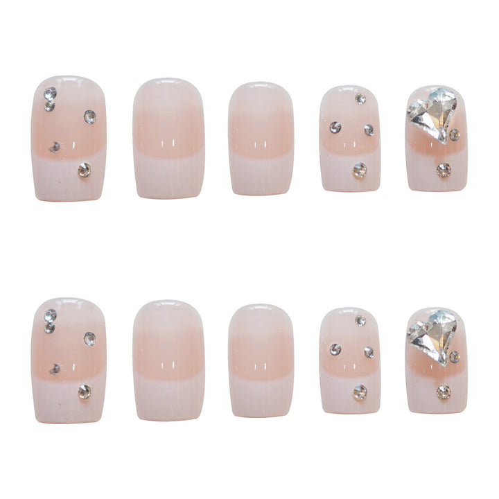 Elegantes Strass-Akzent Press-On Nagelset