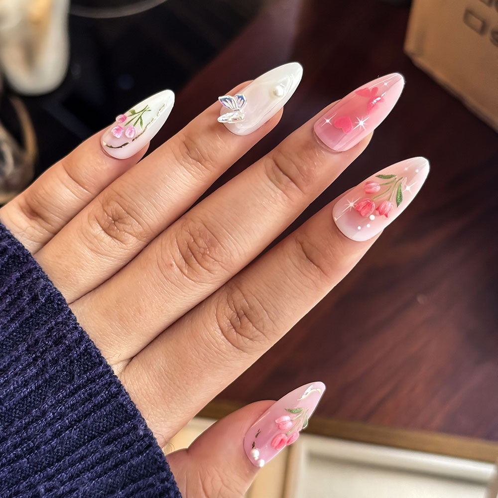 Blumenverzierte Press-On-Nagelkollektion Karnz