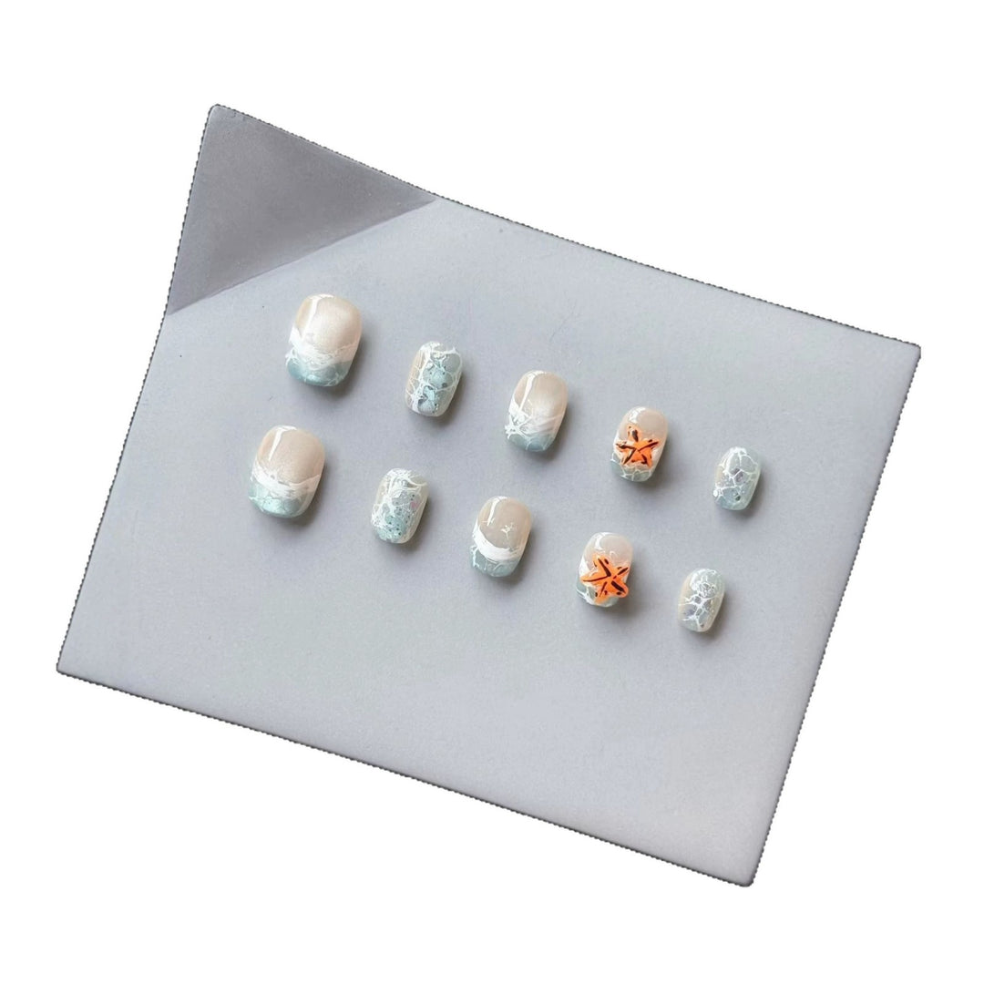 Elegantes Press-On Nagelkunst-Set mit ozean-inspiriertem Design