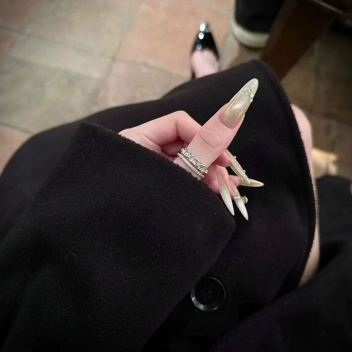 Elegante Stiletto Gel-Nagelverlängerungen