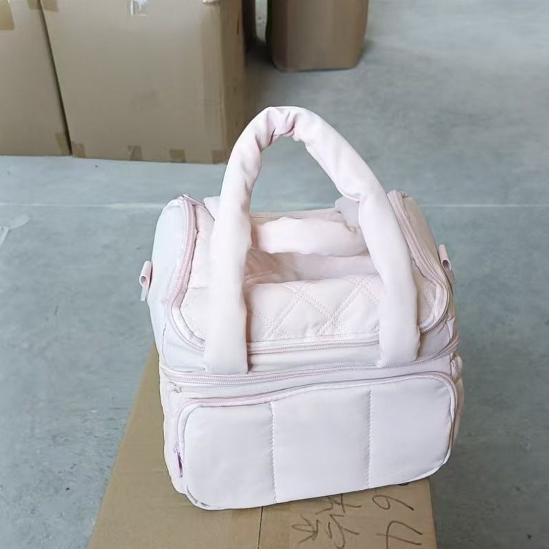 Elegante Kosmetiktasche mit Fächern Karnz