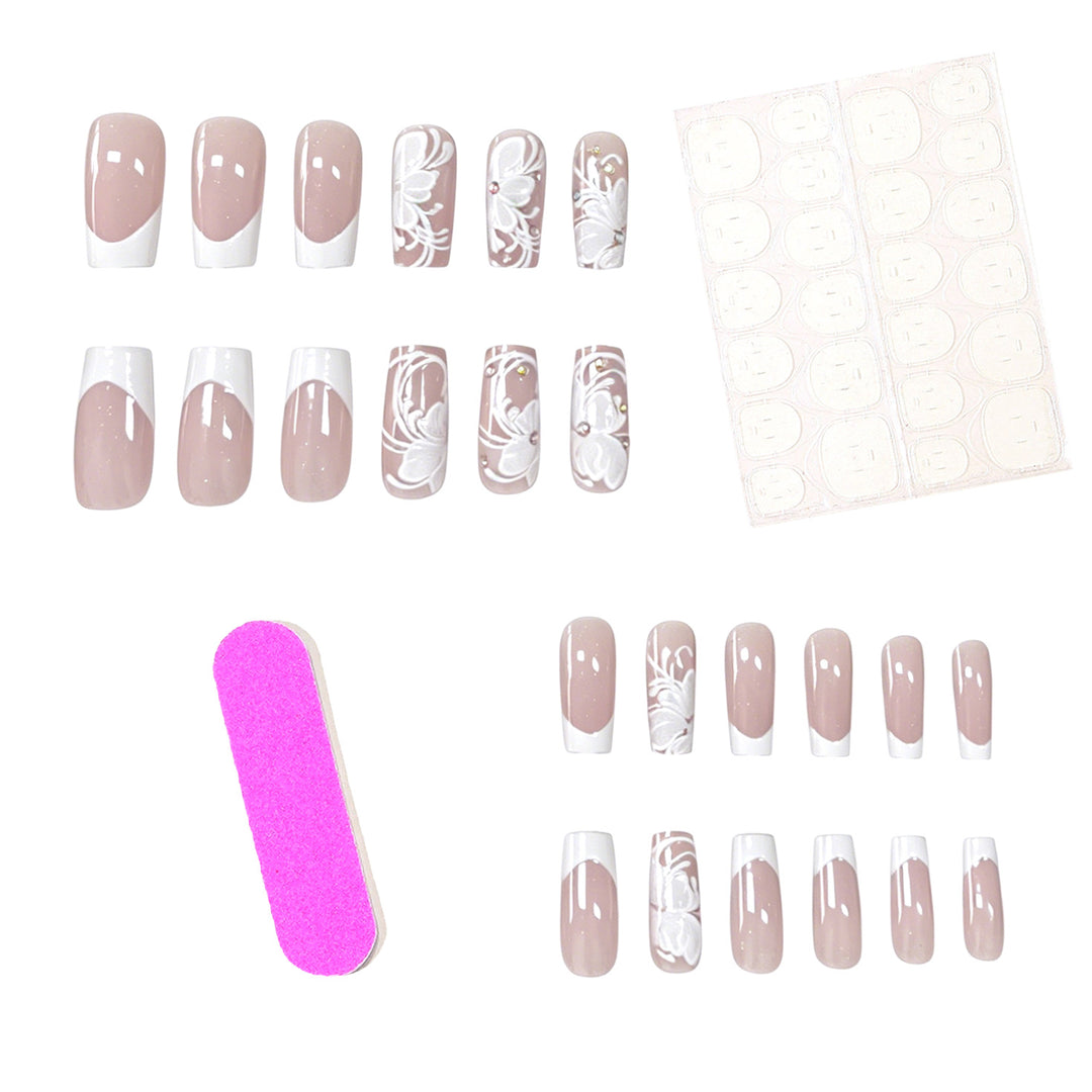 Elegante florale Acryl-Nagelkunst Karnz