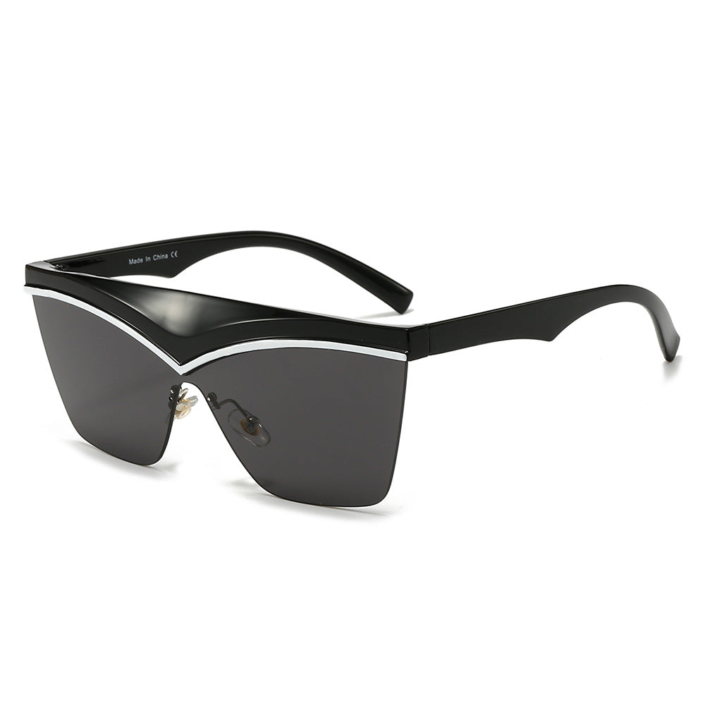 Damen Designer-Sonnenbrille mit asymmetrischem Rahmen und hochmodernen Gläsern Karnz