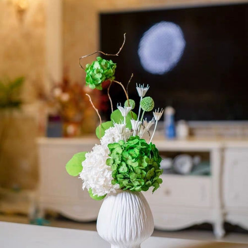 Elegante Blumenarrangement Dekoration für stilvolle Räume