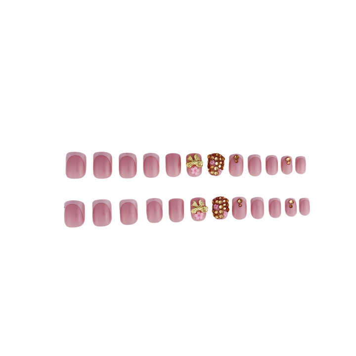 Glamouröse Strass- und Blumen-Nageldesign Karnz