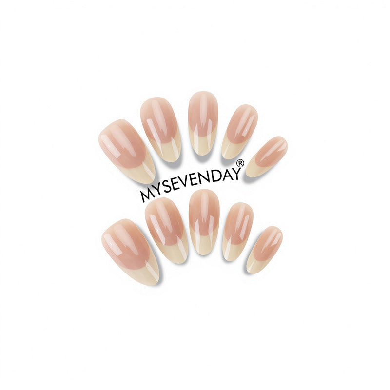 Elegantes Stiletto Press-On-Nagelset mit Kristallakzenten Karnz