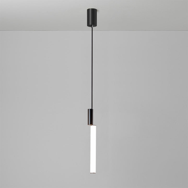 Moderner minimalistischer Pendelleuchte mit doppelten Röhren