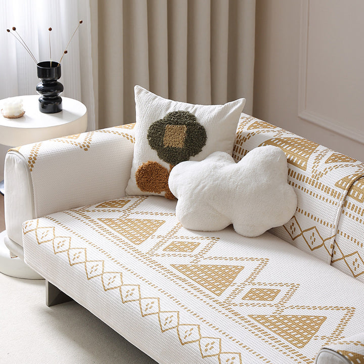 Stretch-Sofaschutzbezug mit gewebtem Ethno-Jacquard und Anti-Rutsch