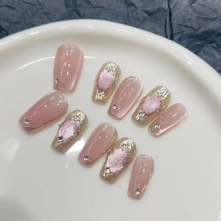 Chic Press-On Nail Art Set Karnz