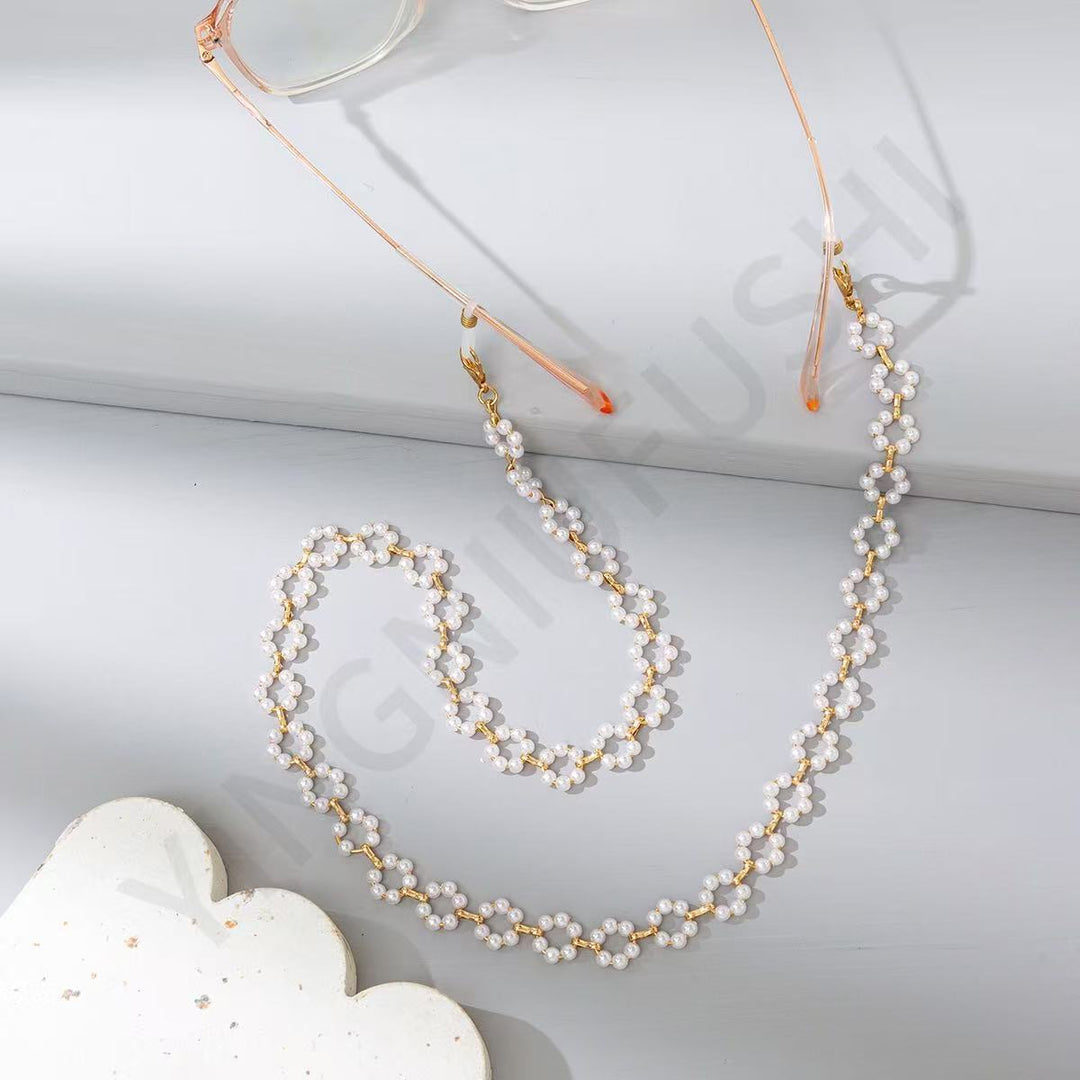 Eleganter Perl- und Goldketten-Brillenhalter Karnz