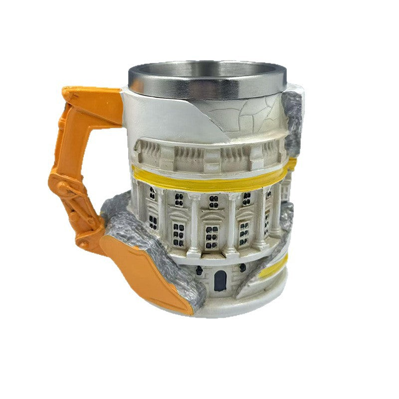 Kreativer Bauarbeiter Becher Karnz