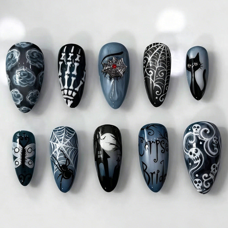 Halloween Kunstnagelset mit gruseligen Motiven und gleitendem Design Karnz