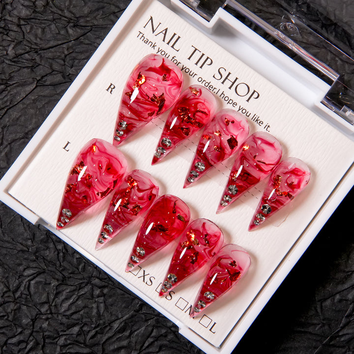Dekoratives Stiletto Press-On Nagelkunst Set