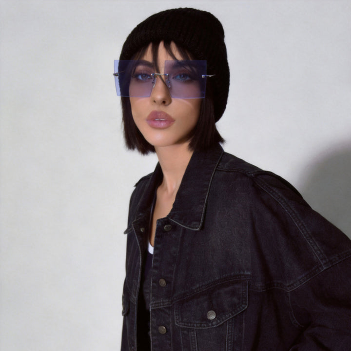 Damen modische quadratische Sonnenbrille mit breiten Gläsern und filigranem Metallrahmen Karnz