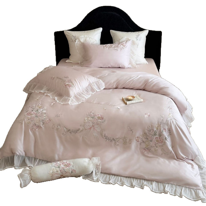 Luxuriöses gesticktes Satin Bettbezugset mit Rüschenspitze aus Chiffon
