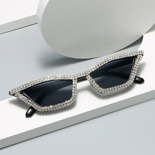 Damen extravagante Cat-Eye Sonnenbrille mit funkelndem Kristallrahmen Karnz