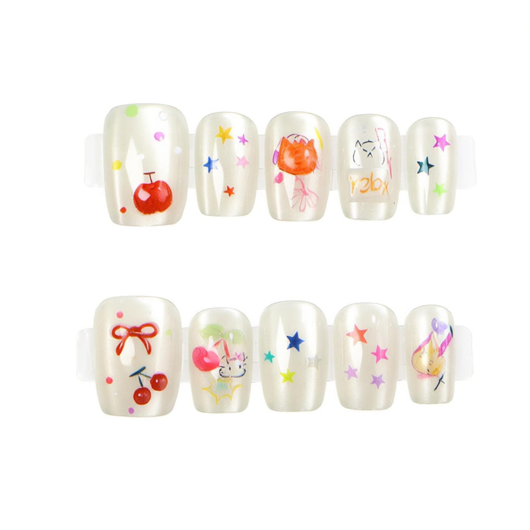 Kreatives Design Press-On Nagelkunst Karnz