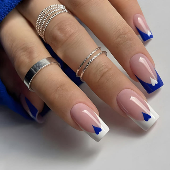 Künstlerische Herzspitze Nagelverlängerungen Karnz