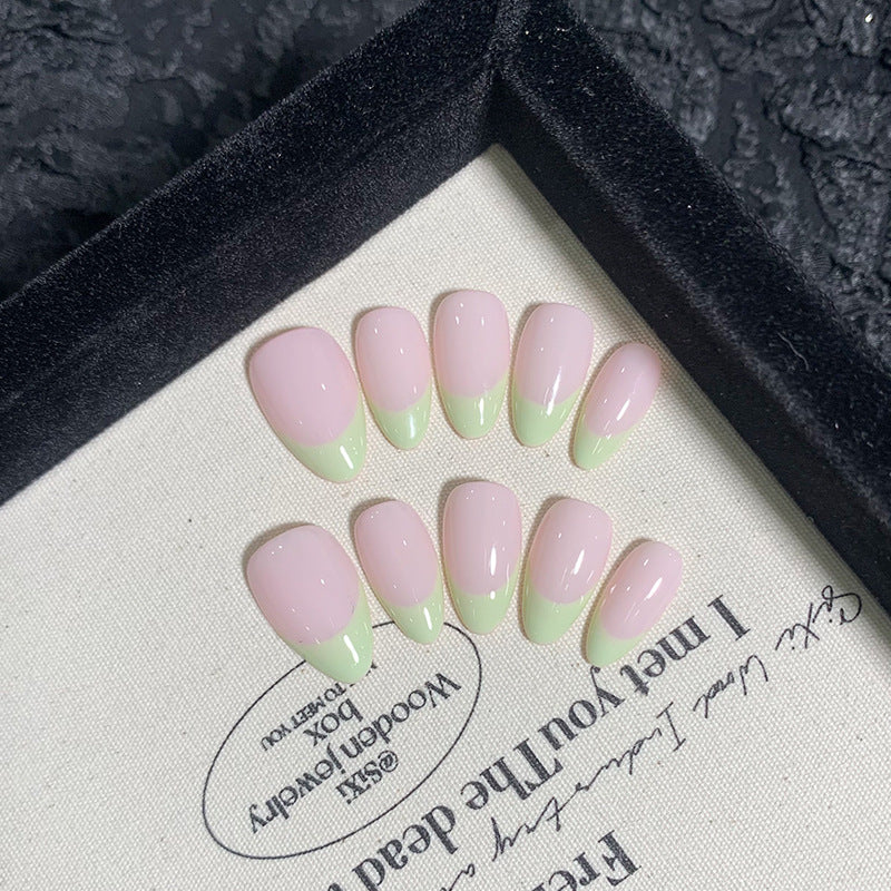Elegante Gradient Press-On Nägel