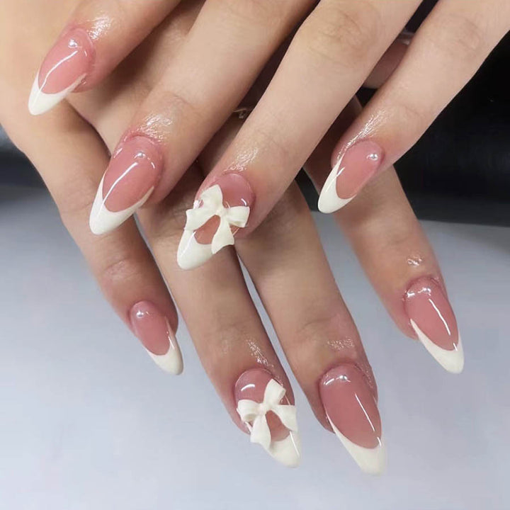 Kunstnagelset mit luxuriösen 3D-Schleifenverzierungen Karnz