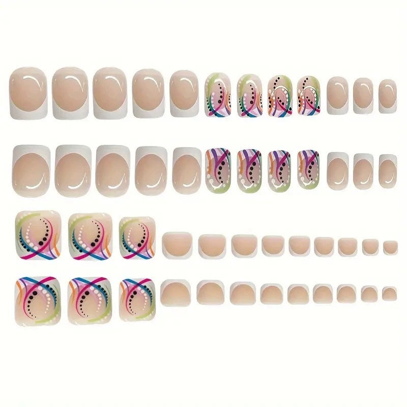 Künstlerische geometrische Nagelverlängerungen Karnz