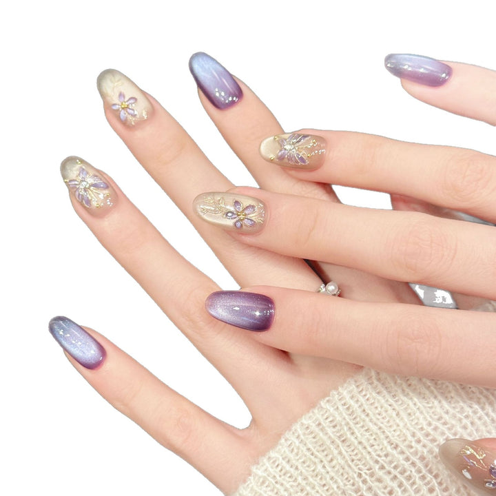 Künstlerische Press-On Nagelkunst Kollektion