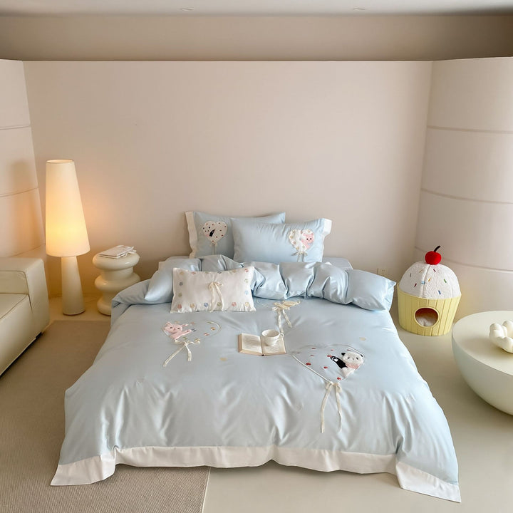 Satin-Feel besticktes Herz Applikation Bettbezug Set