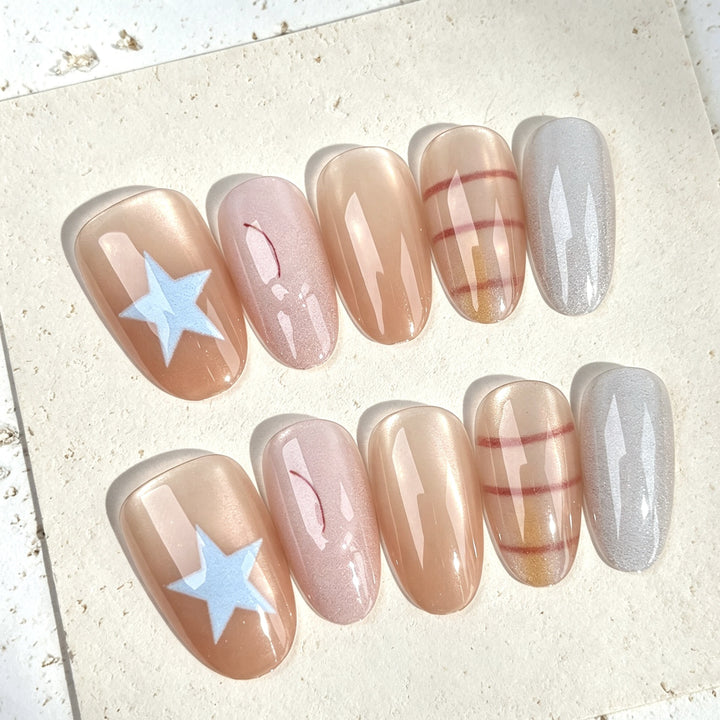 Stylische Press-On Nagelkunst Kollektion