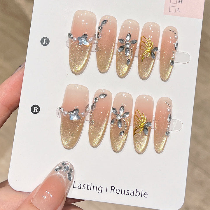 Künstlerische Glitter-Nagelverlängerungen Karnz