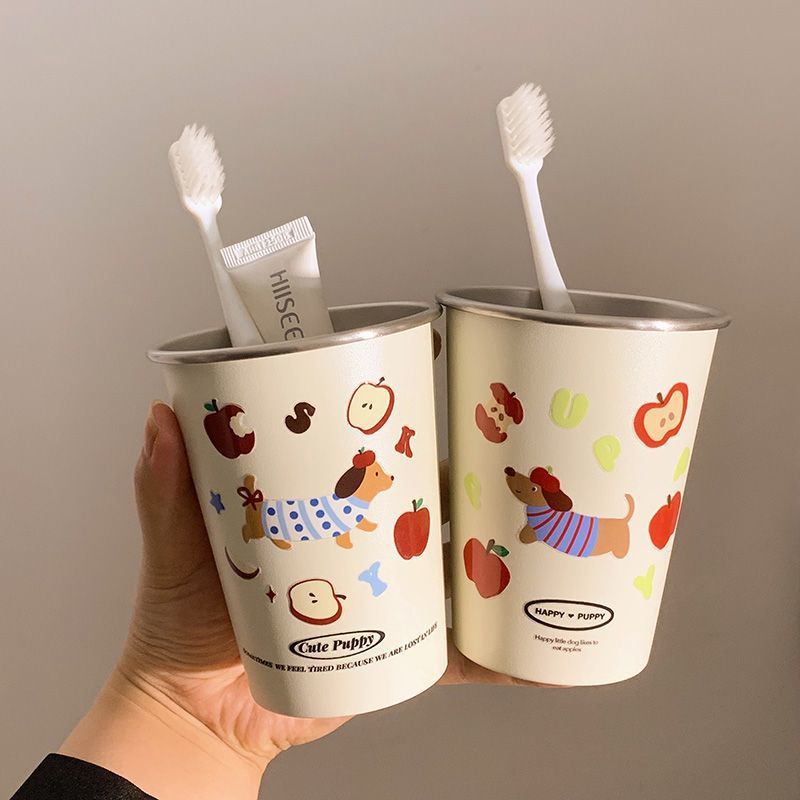 Becher mit Niedlichem Tiermotiv Karnz