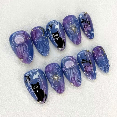 Künstlerische Fantasie-Themen Press-On Nagelkunst Karnz