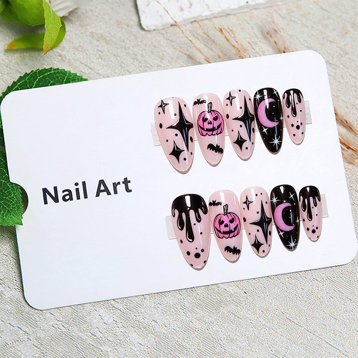 Kreative Kunstnägel im Halloween Design Karnz