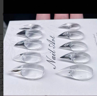 Glatte Stiletto-Nagelspitzen