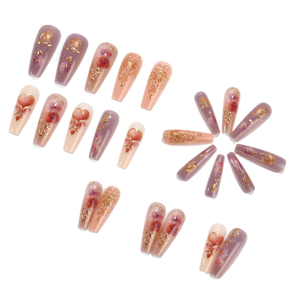 Kunstnagel Set mit romantischen Floral-Motiven Karnz