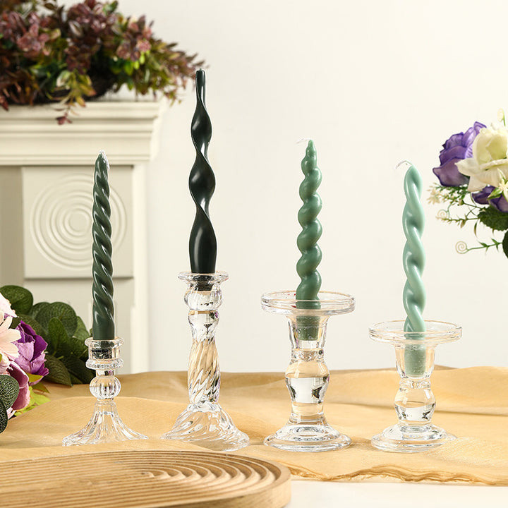 Gedrehte konisch dekorative Kerzen Set mit skulptierten Glas Haltern