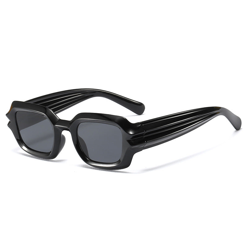 Damen Modische Sonnenbrille mit einzigartigem Rahmen und stylischen Details Karnz