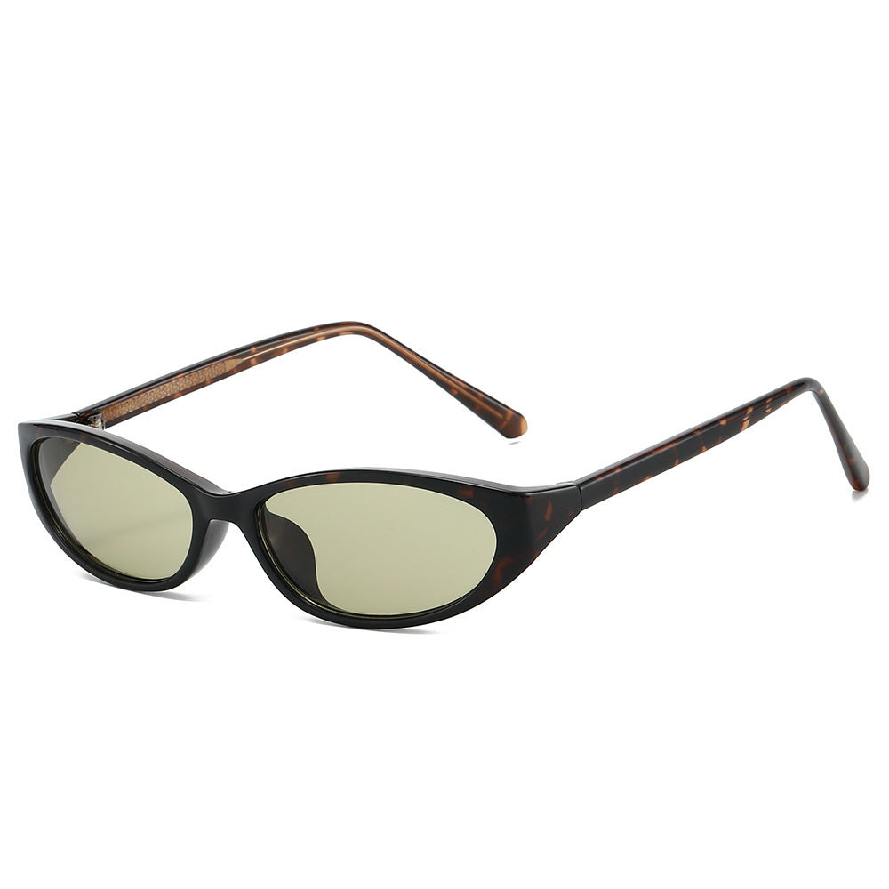Cat-Eye-Fashion-Sonnenbrille mit dekorativen Akzenten Karnz